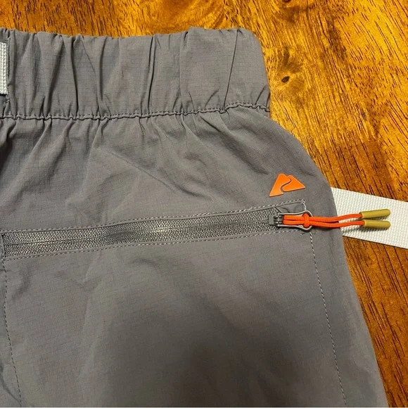 NWT Ozark Trail Men’s Hiking Athletic Shorts 6” Small Blue Grey Workout Swim - Picture 9 of 12